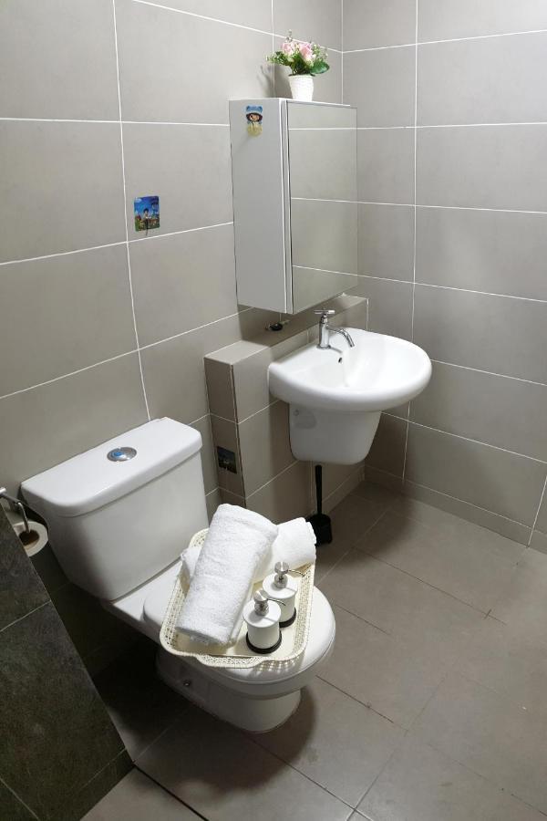 Beautiful Relaxing Home In Skyarena Ascenda Kuala Lumpur Esterno foto