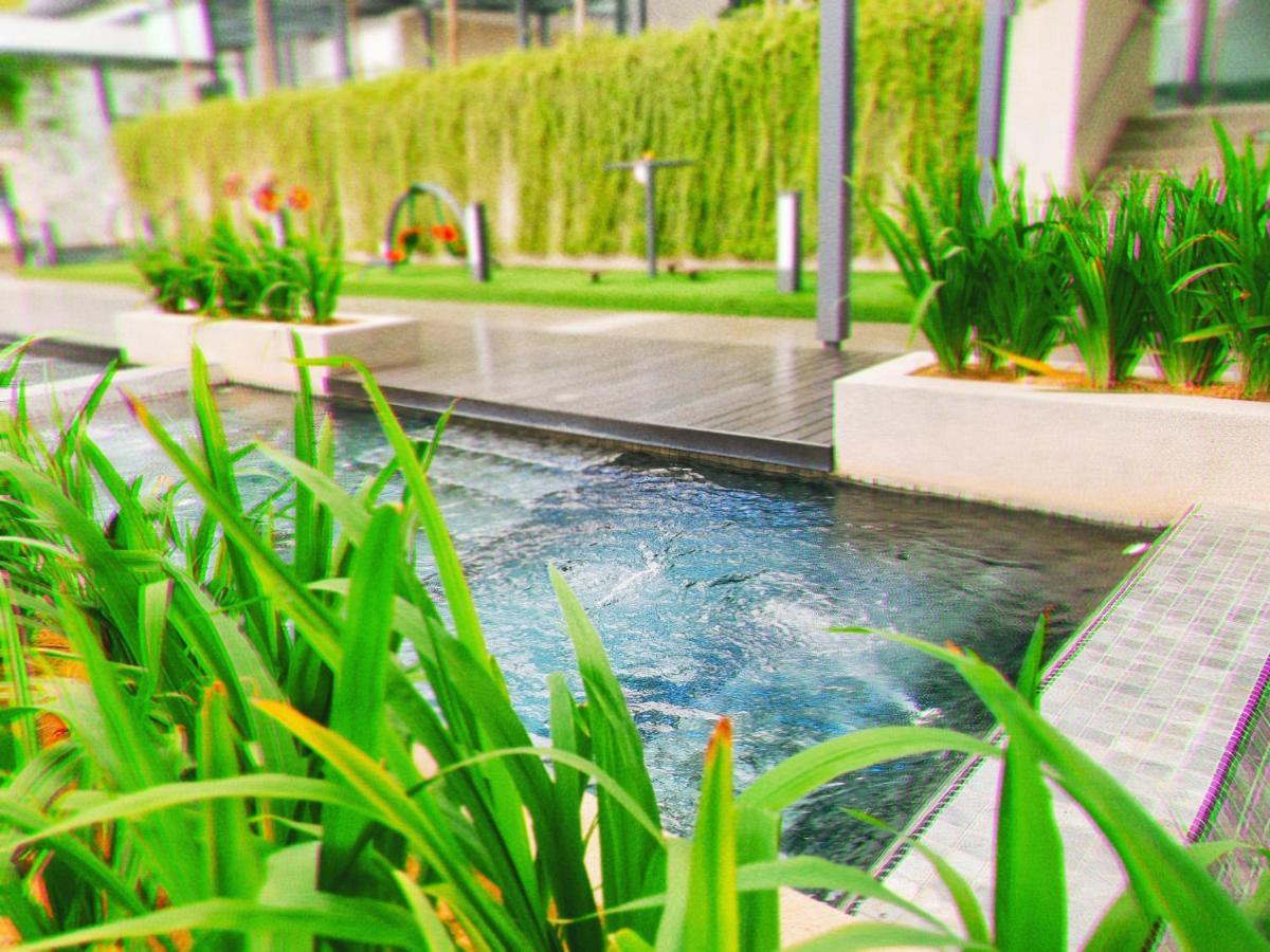 Beautiful Relaxing Home In Skyarena Ascenda Kuala Lumpur Esterno foto