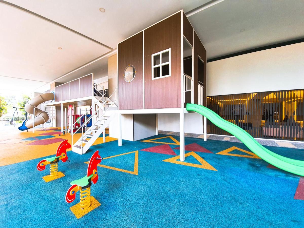 Beautiful Relaxing Home In Skyarena Ascenda Kuala Lumpur Esterno foto